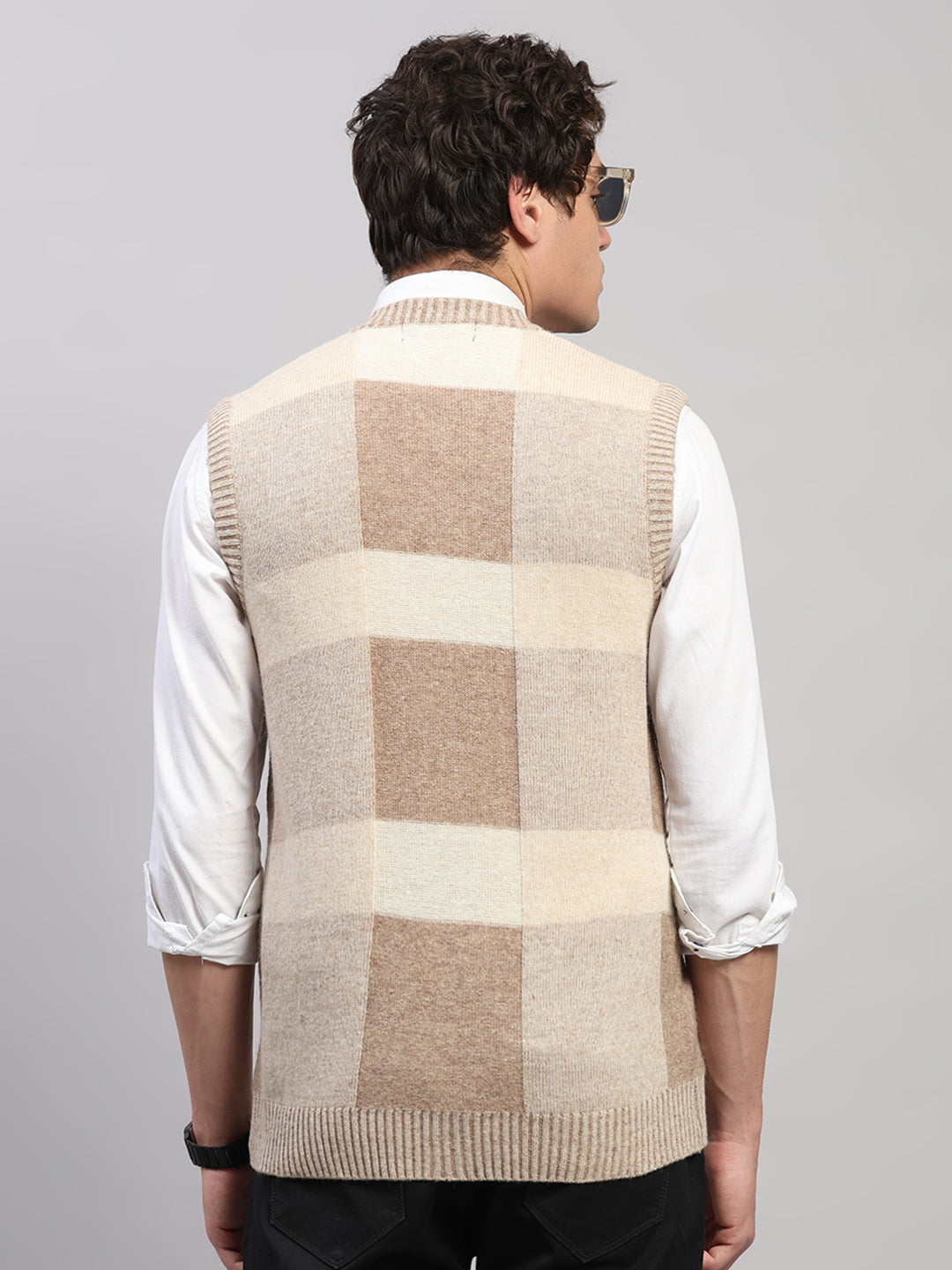 Men Beige Printed V Neck Sleeveless Cardigan