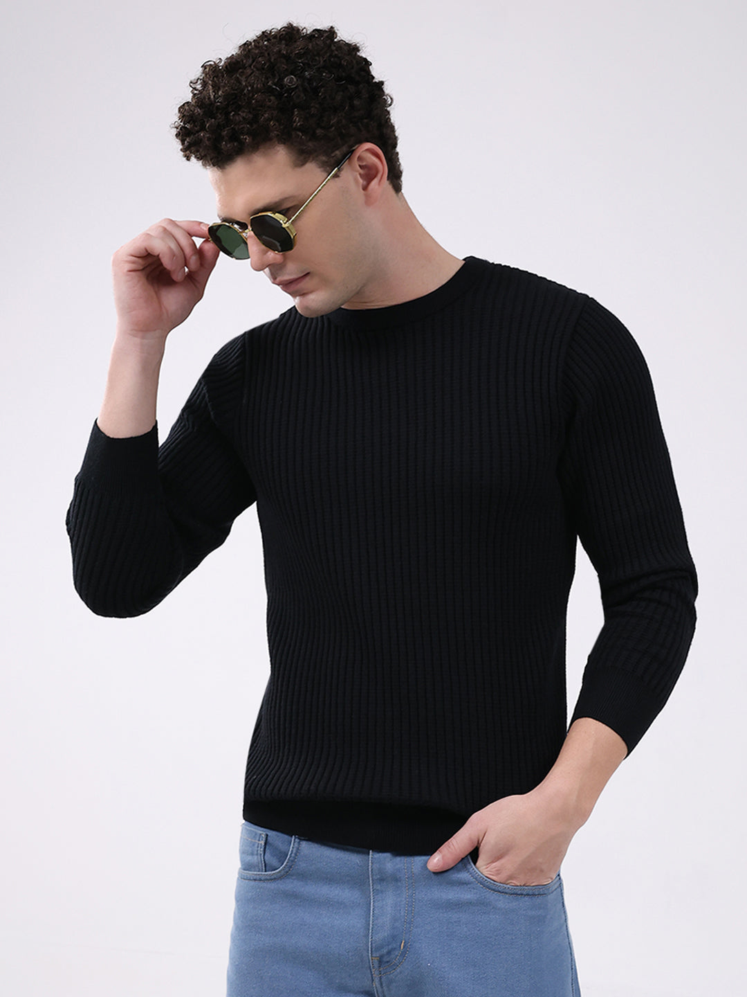 Men Black Solid Round Neck Full Sleeve Pullover