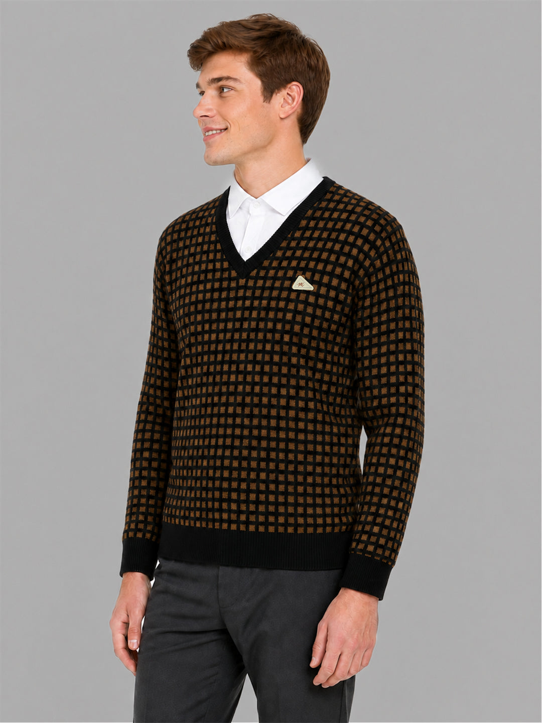 Men Brown Designer V Neck Full Sleeve Pullover
