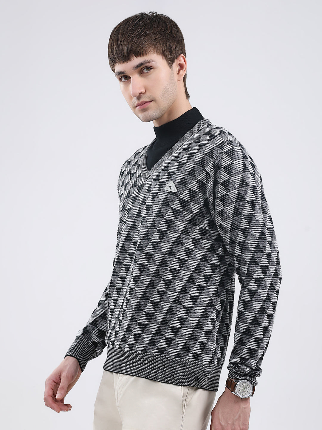 Men Grey Self Design V Neck Full Sleeve Pullover