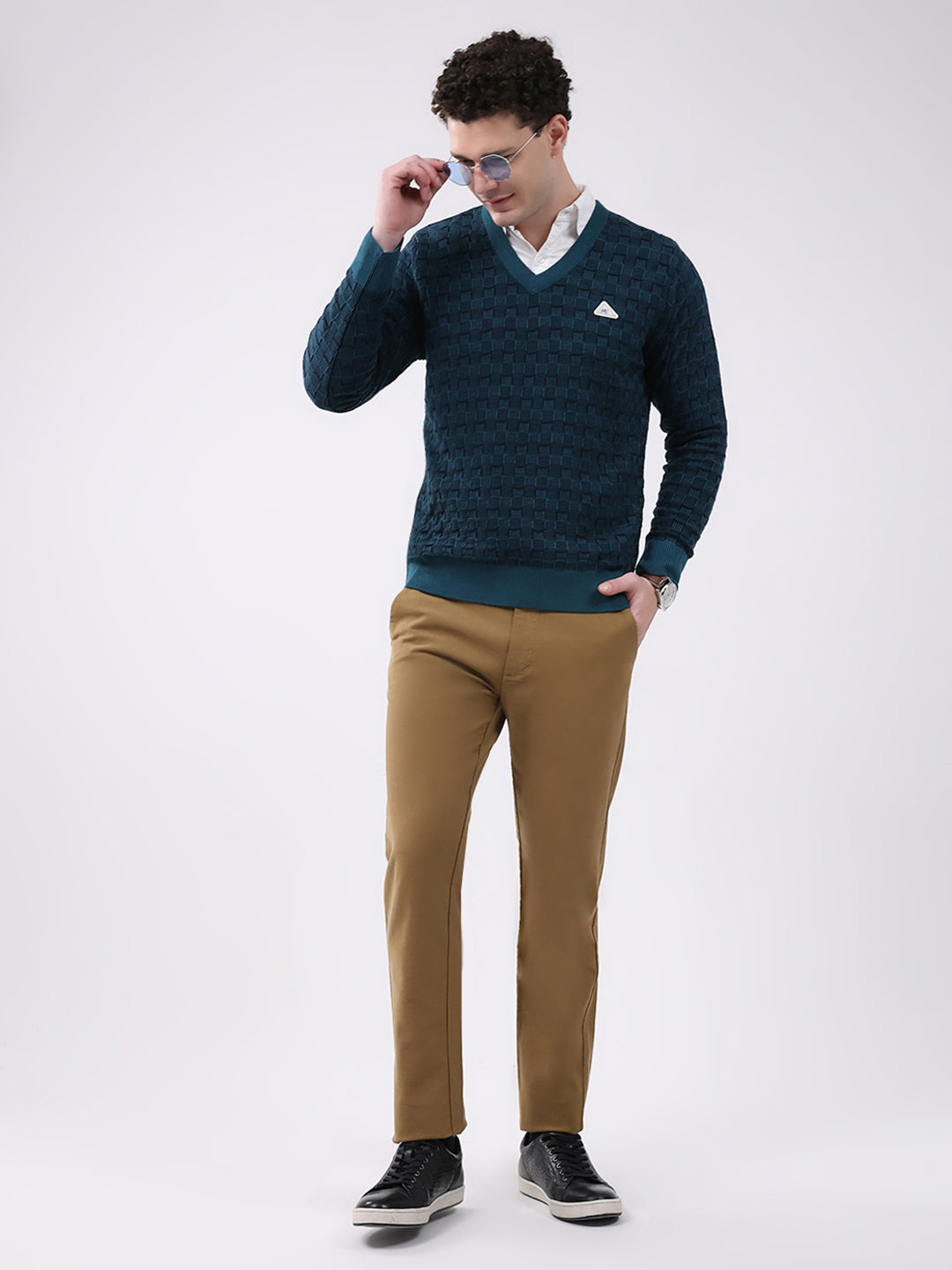 Men Green Self Design V Neck Full Sleeve Pullover