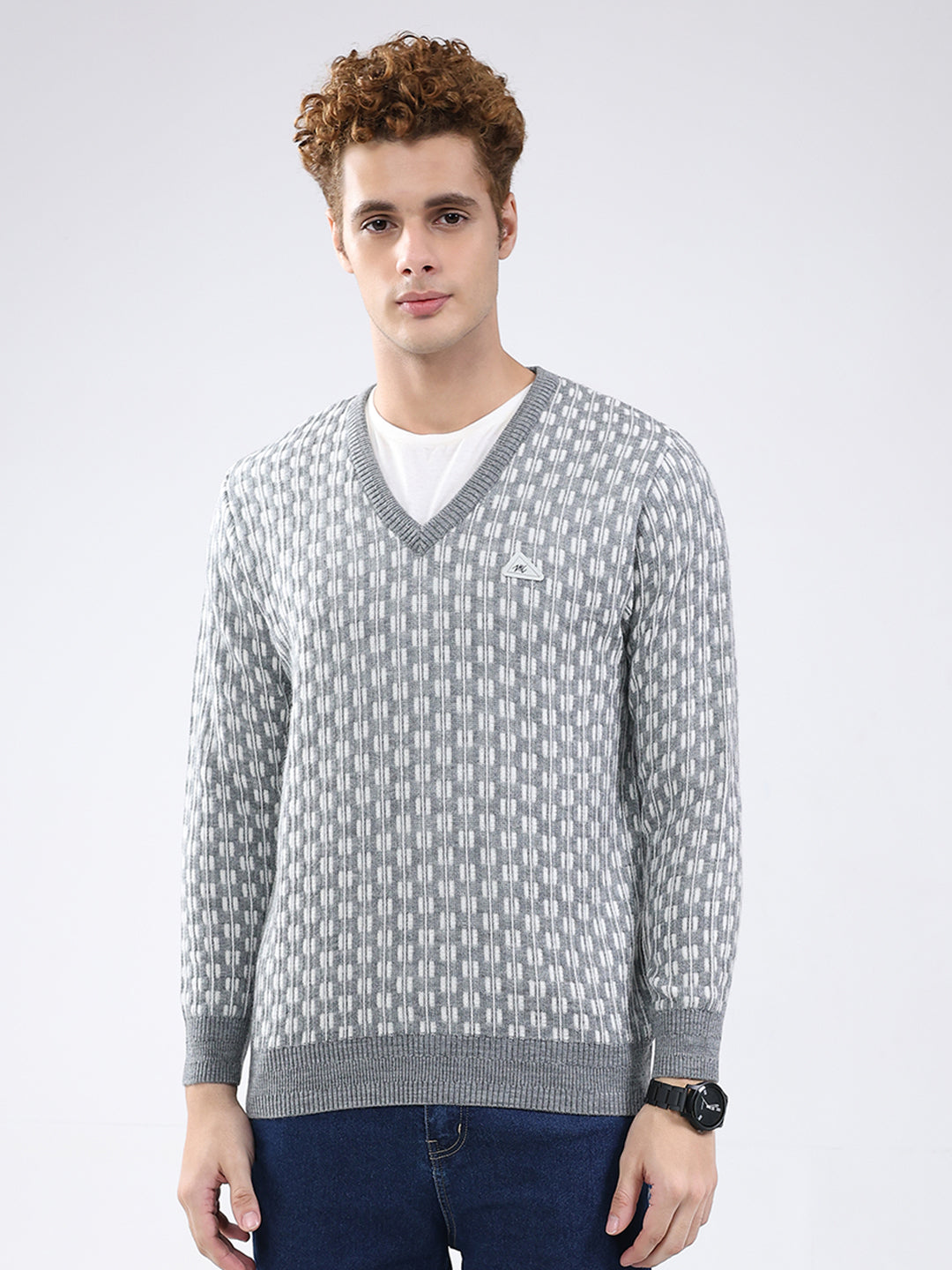 Men Grey Self Design V Neck Full Sleeve Pullover