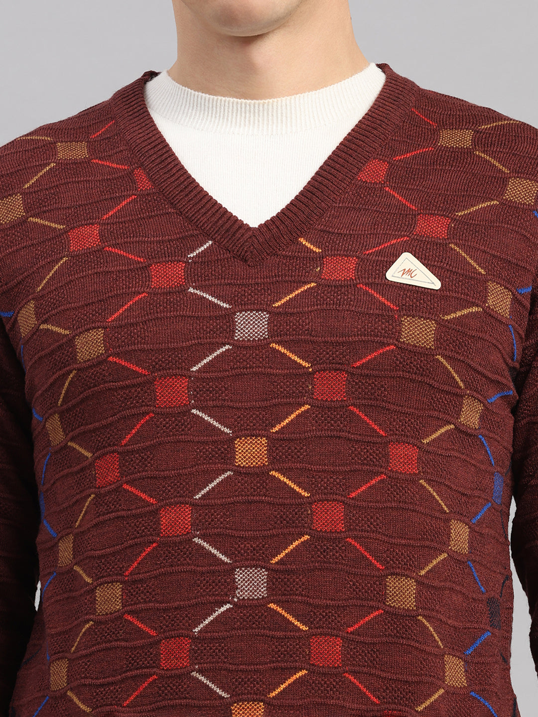 Men Maroon Printed V Neck Full Sleeve Pullover