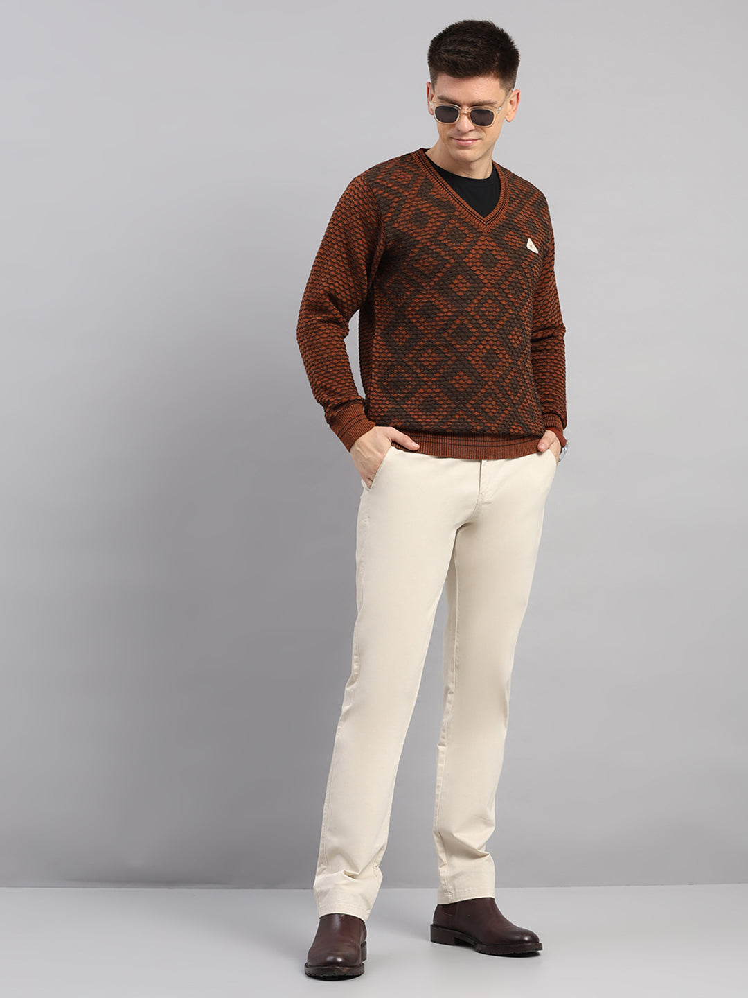 Men Rust Printed V Neck Full Sleeve Pullover