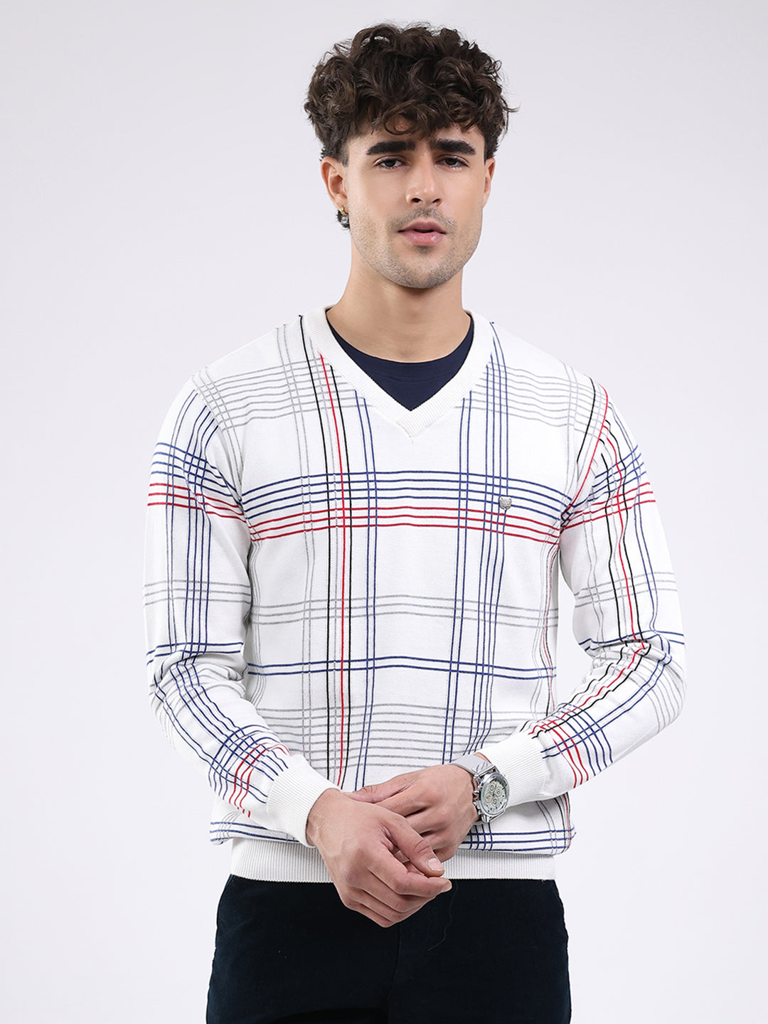 Men White Solid V Neck Full Sleeve Pullover