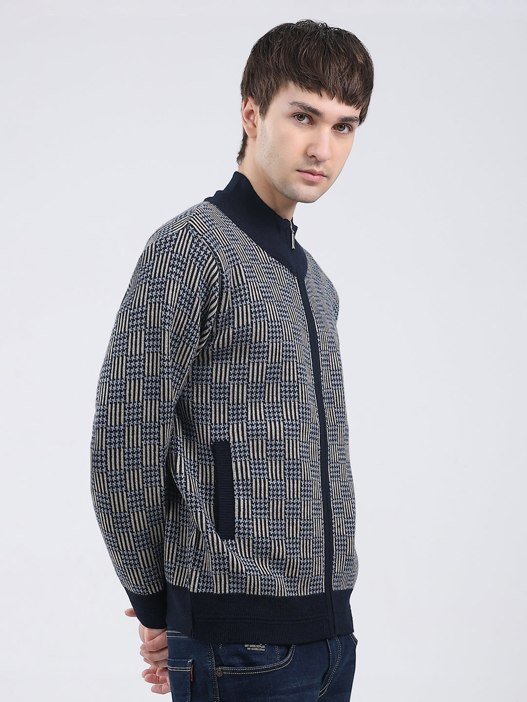 Men Navy Blue Self Design Mock Neck Full Sleeve Pullover