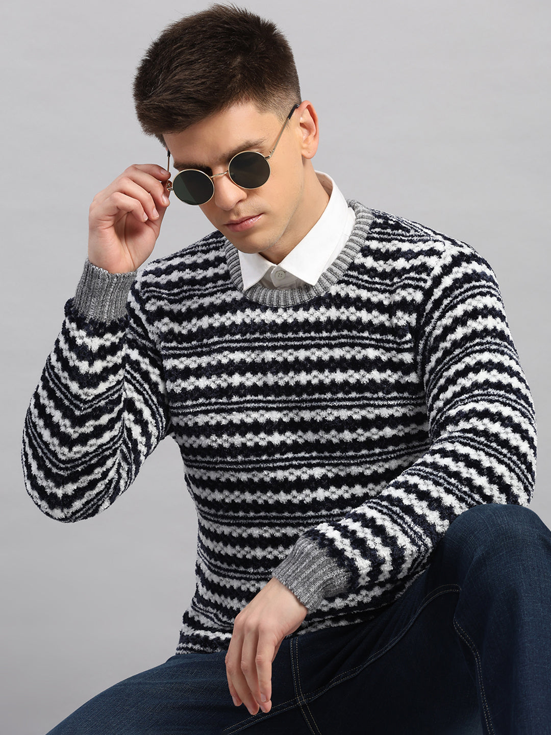 Men Grey Printed Round Neck Full Sleeve Pullover