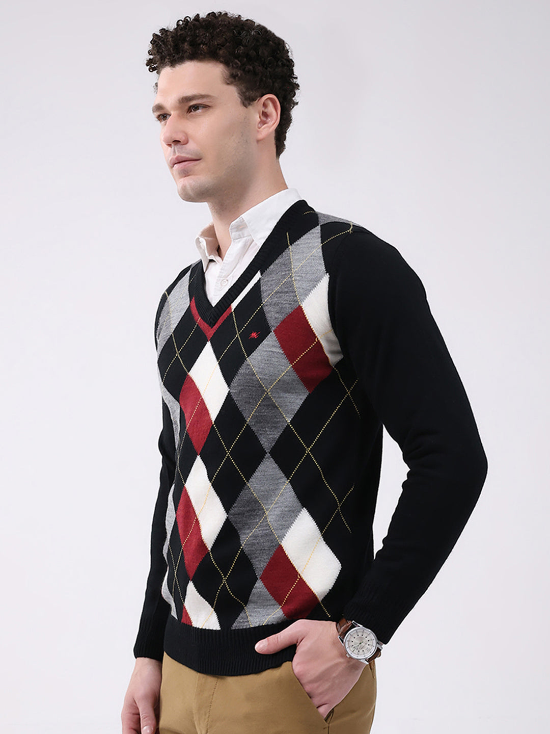 Men Black Printed V Neck Full Sleeve Pullover