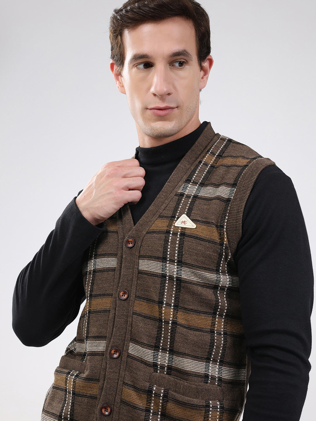 Men Brown Check V Neck Sleeveless Cardigan