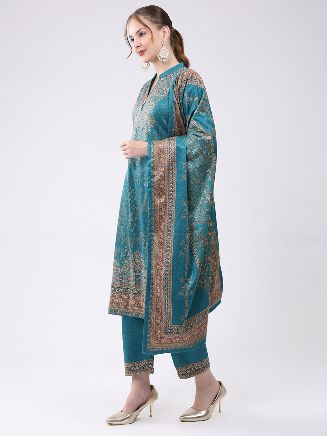 Women Turquoise Blue Printed Round Neck Full Sleeve Kurti Set for Winter