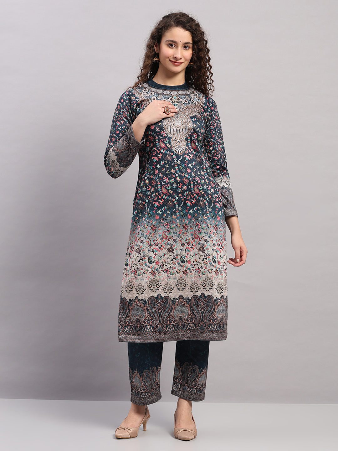 Women Blue Printed Round Neck Full Sleeve Kurti Set for Winter