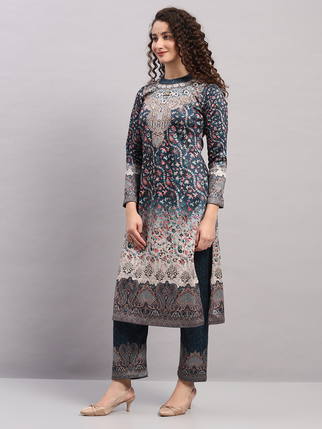 Women Blue Printed Round Neck Full Sleeve Kurti Set for Winter