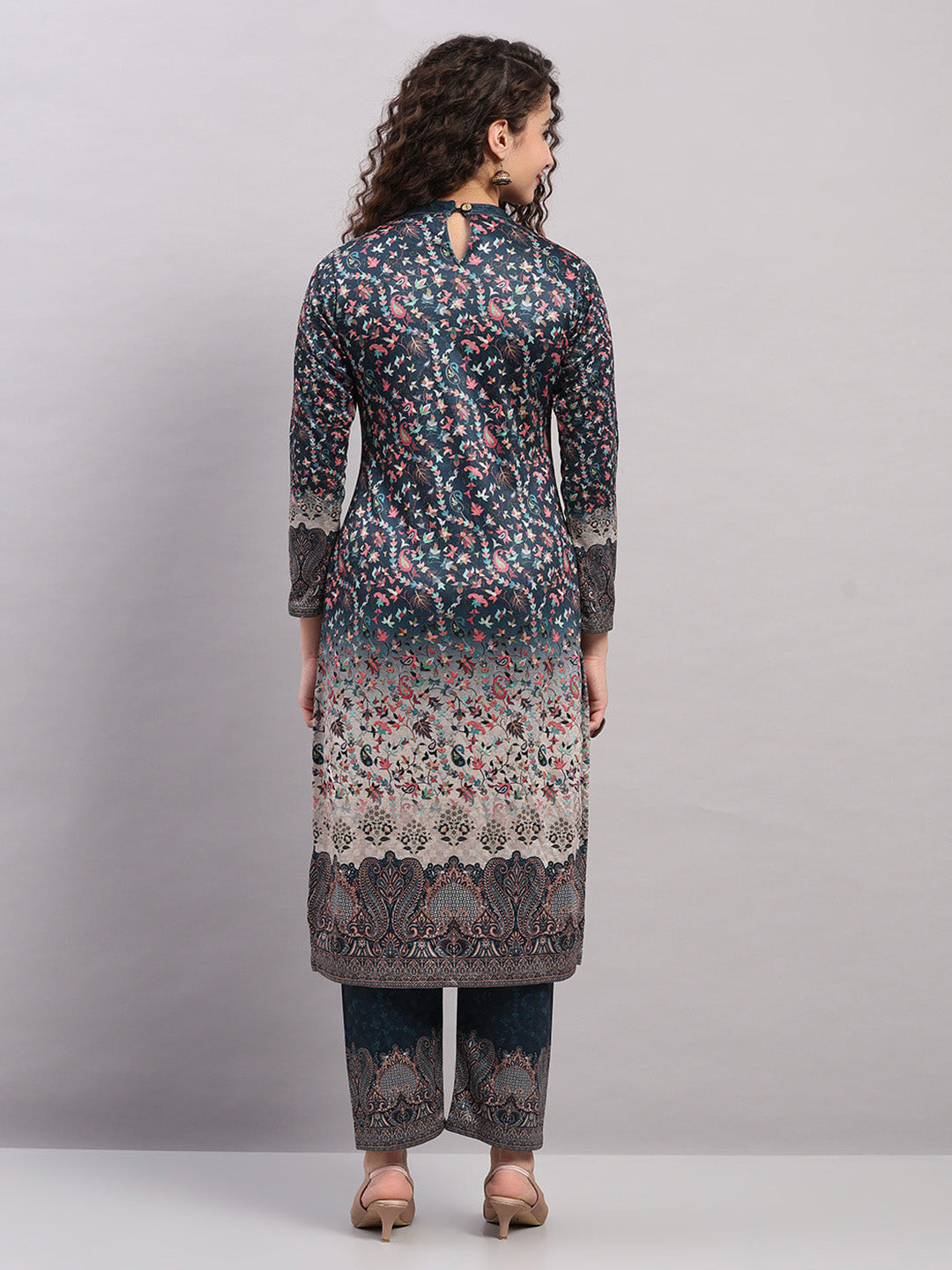 Women Blue Printed Round Neck Full Sleeve Kurti Set for Winter
