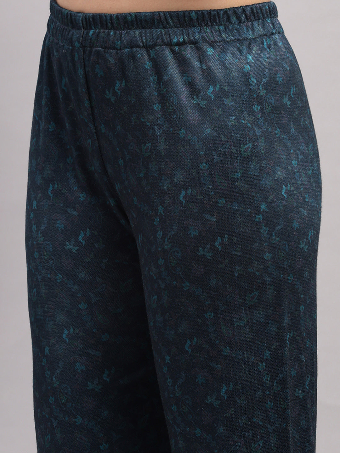 Women Blue Printed Round Neck Full Sleeve Kurti Set for Winter