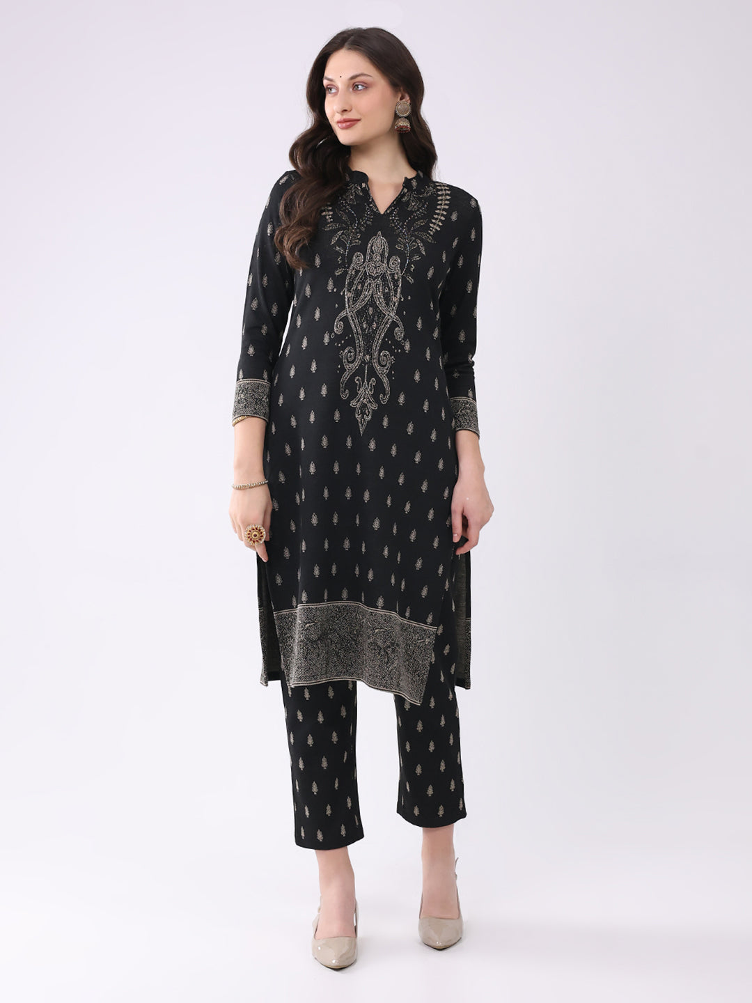 Women Black Printed Round Neck Full Sleeve Kurti Set for Winter
