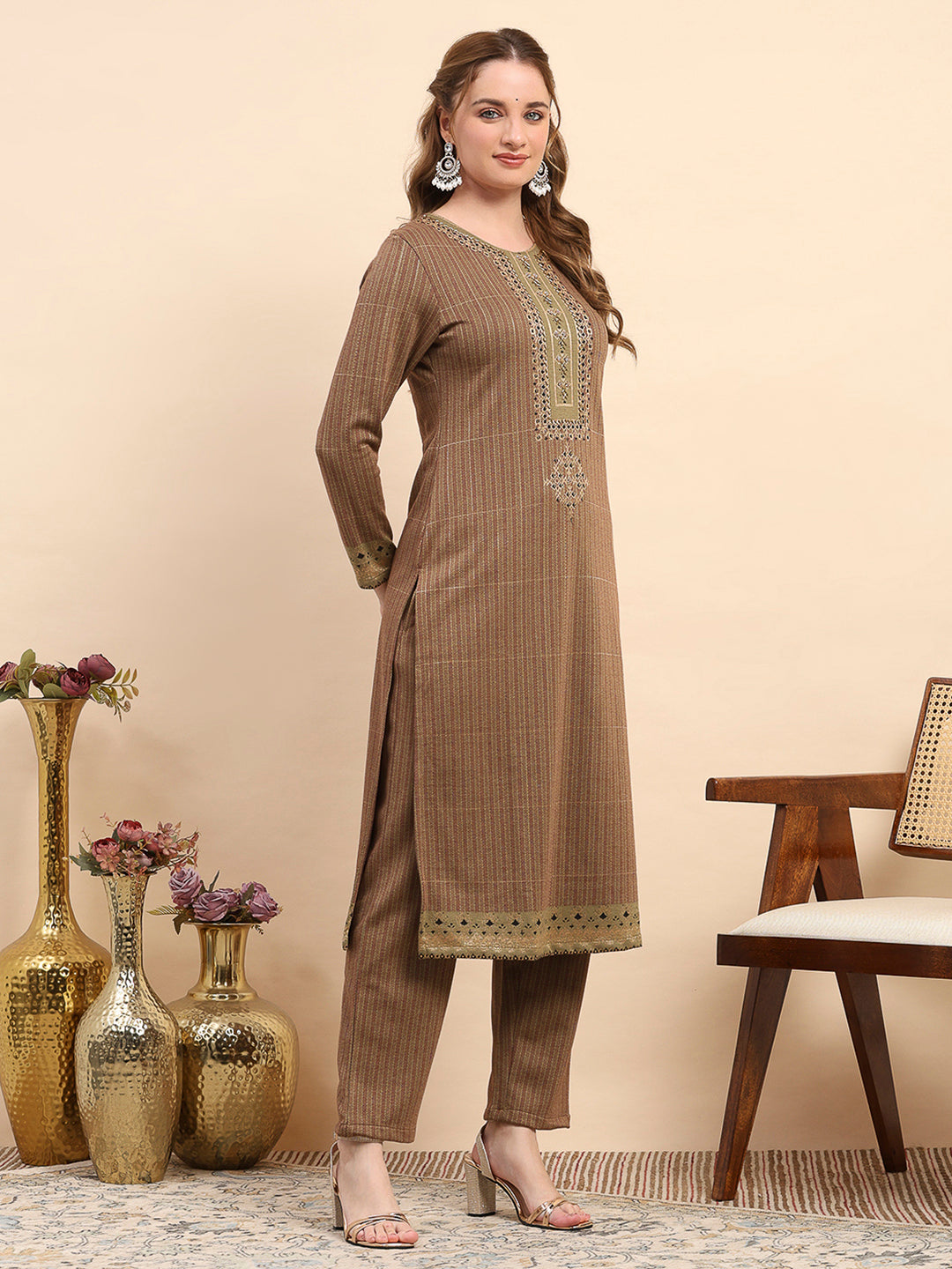 Women Mustard Printed Round Neck Full Sleeve Kurti Set for Winter