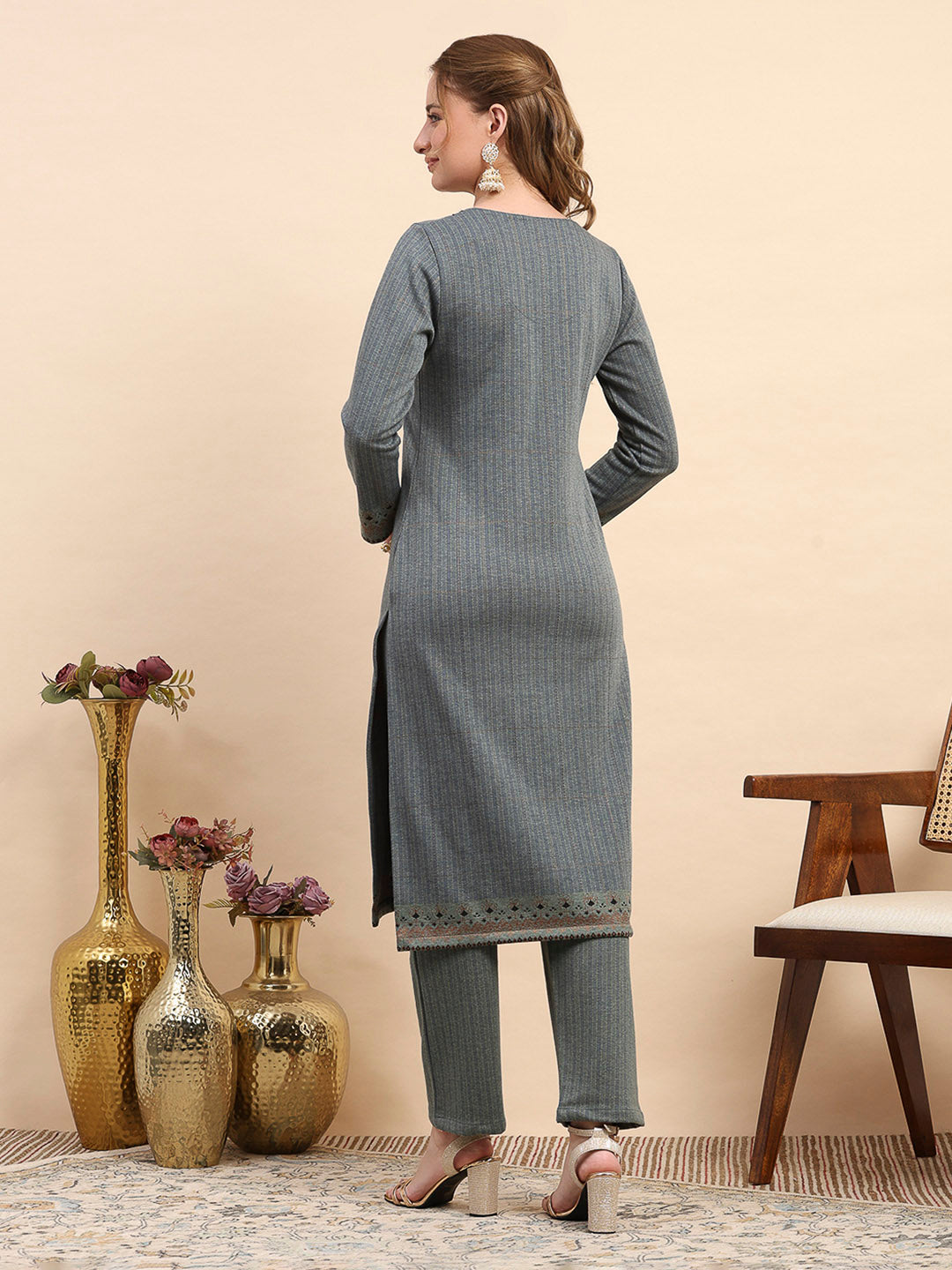 Women Blue Printed Round Neck Full Sleeve Kurti Set for Winter