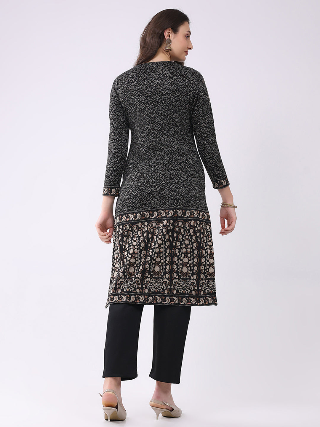 Women Green Printed V Neck Full Sleeve Kurti Set for Winter
