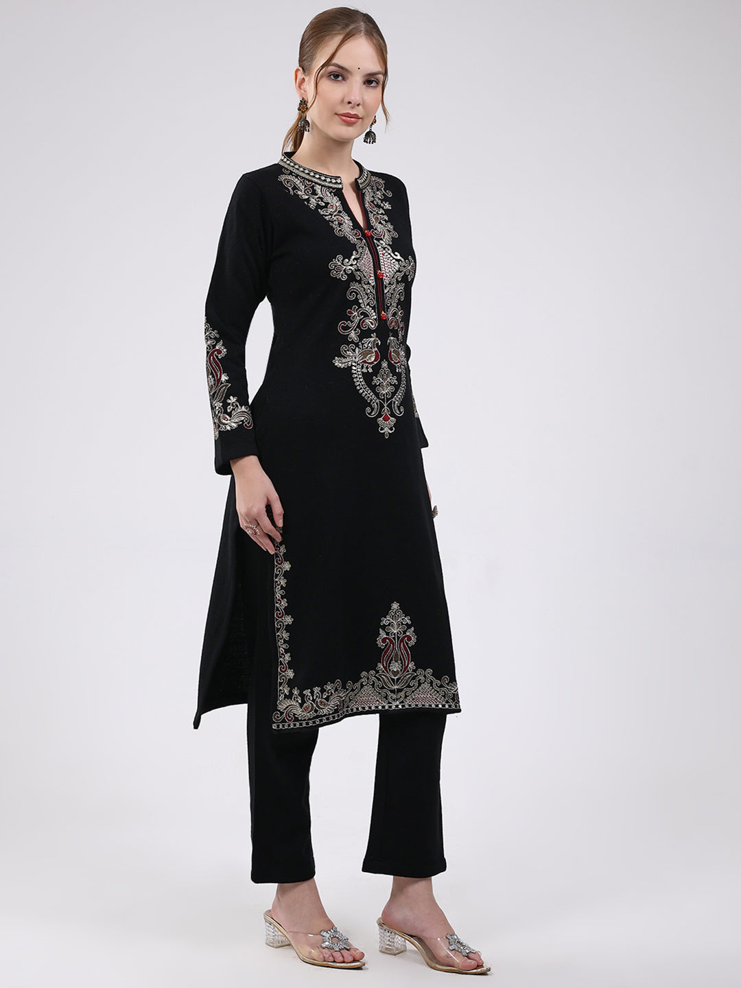 Women Black Printed Round Neck Full Sleeve Kurti Set for Winter