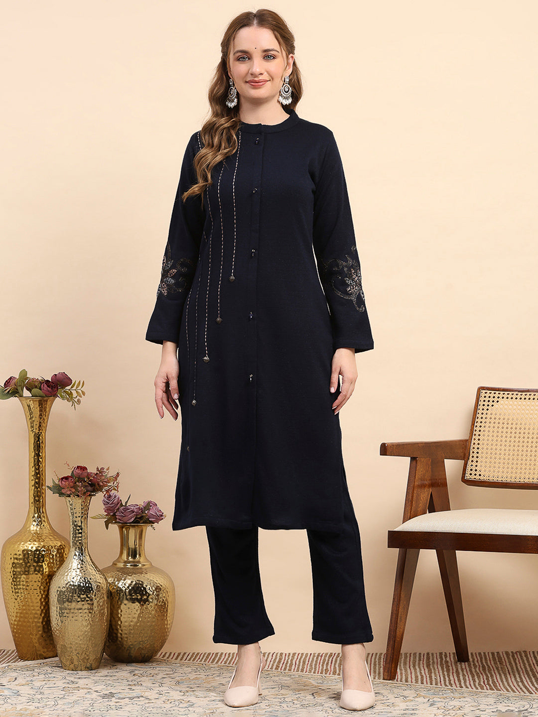 Women Navy Blue Printed Round Neck Full Sleeve Kurti Set for Winter