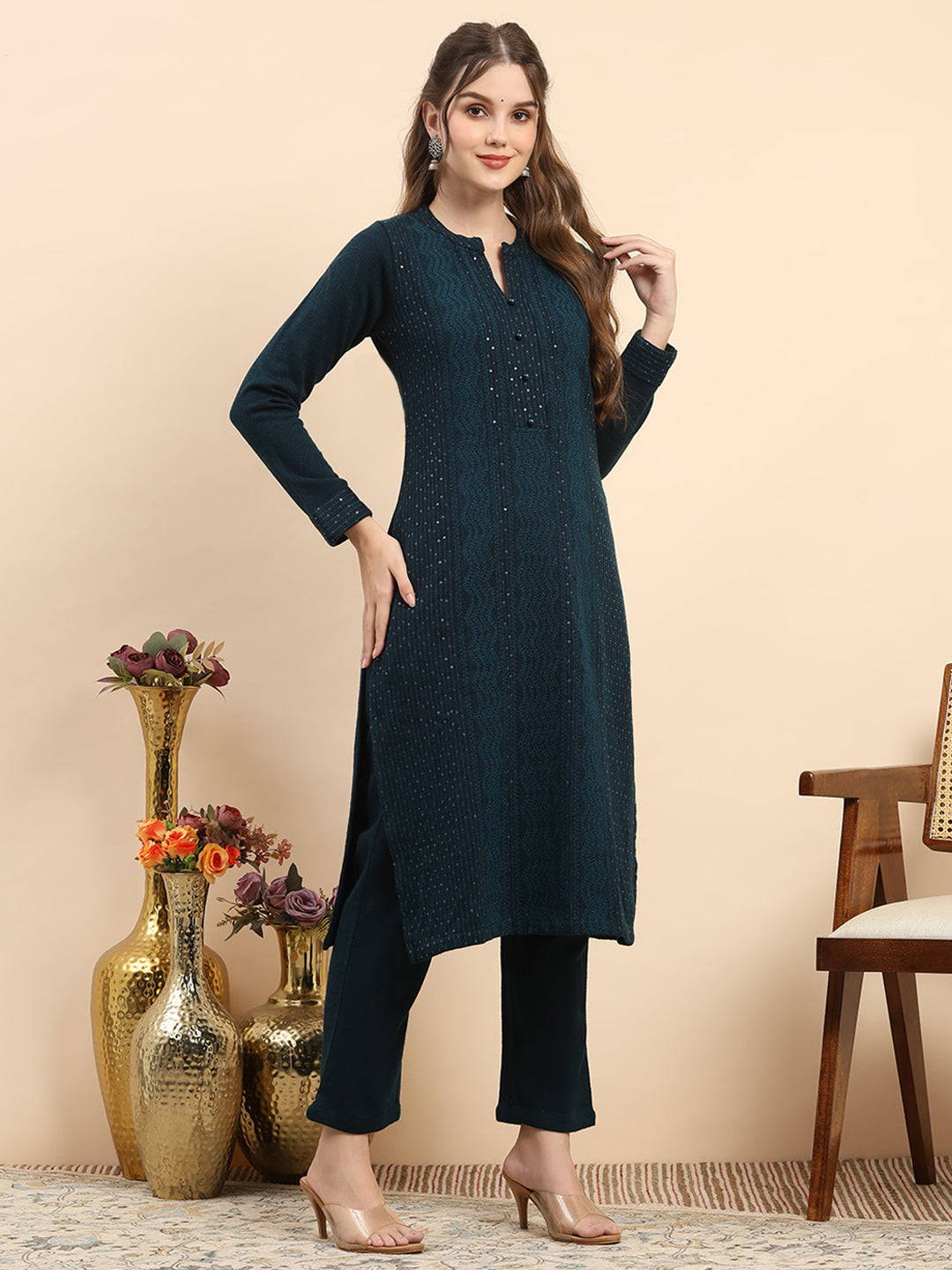 Women Teal Blue Printed Round Neck Full Sleeve Kurti Set for Winter