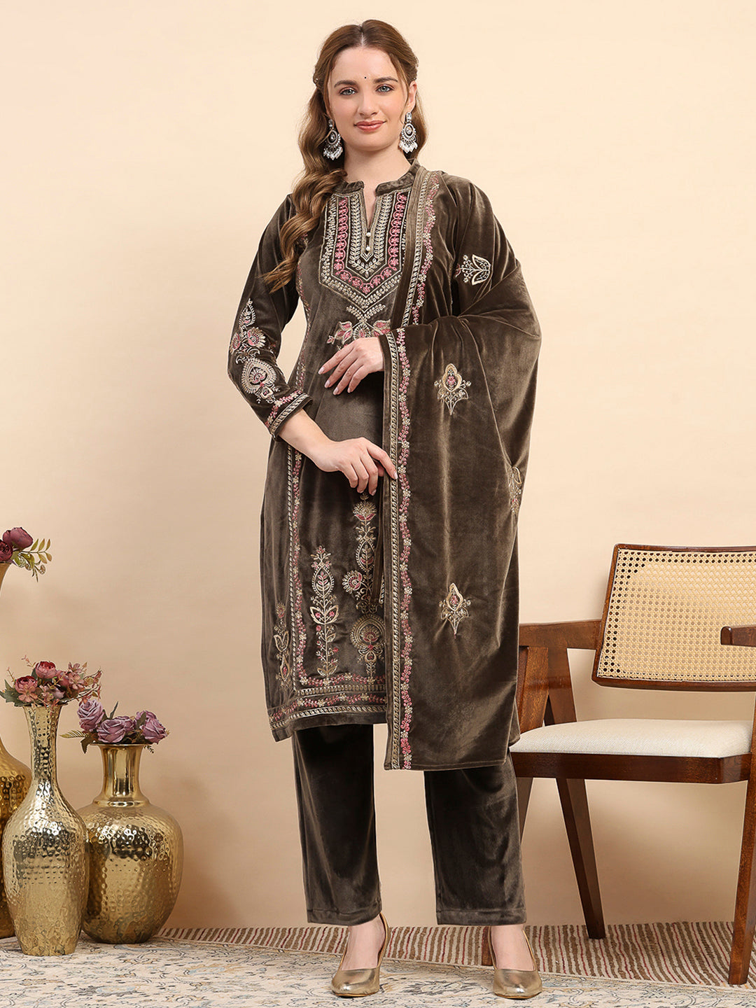 Women Brown Printed Round Neck Full Sleeve 3 Pc Kurti Set for Winter