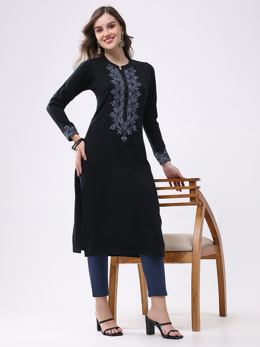 Women Black Self Design Round Neck Full Sleeve Winter Kurti