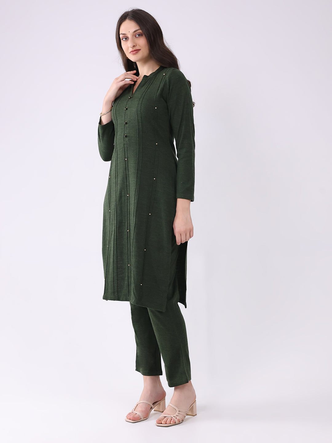Women Green Printed Round Neck Full Sleeve Kurti Set for Winter