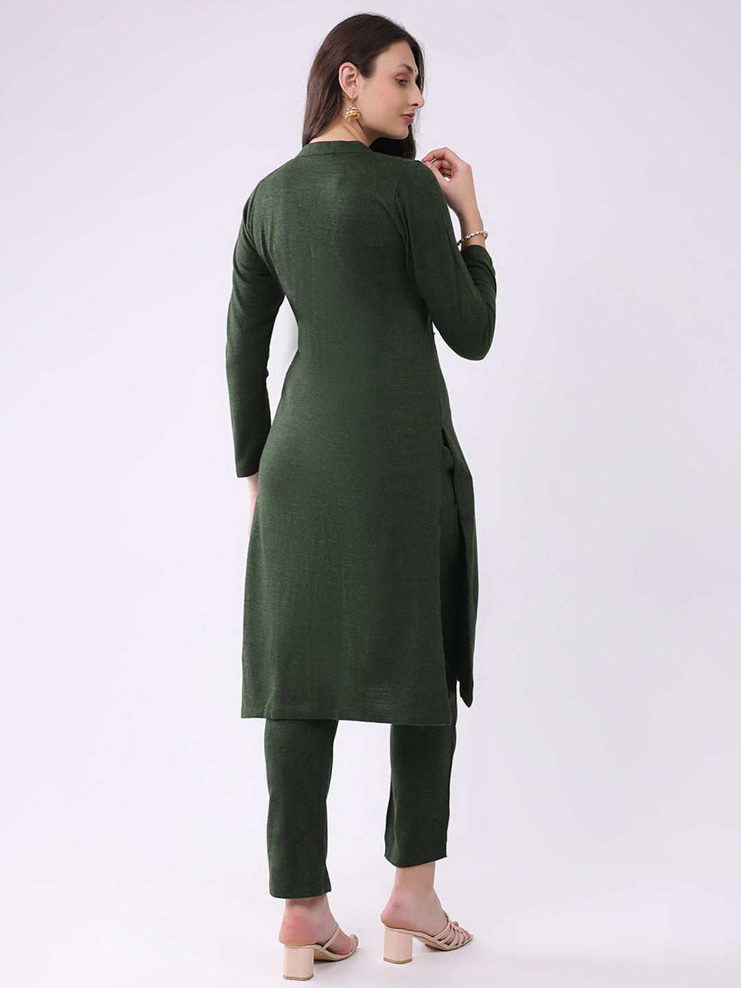 Women Green Printed Round Neck Full Sleeve Kurti Set for Winter