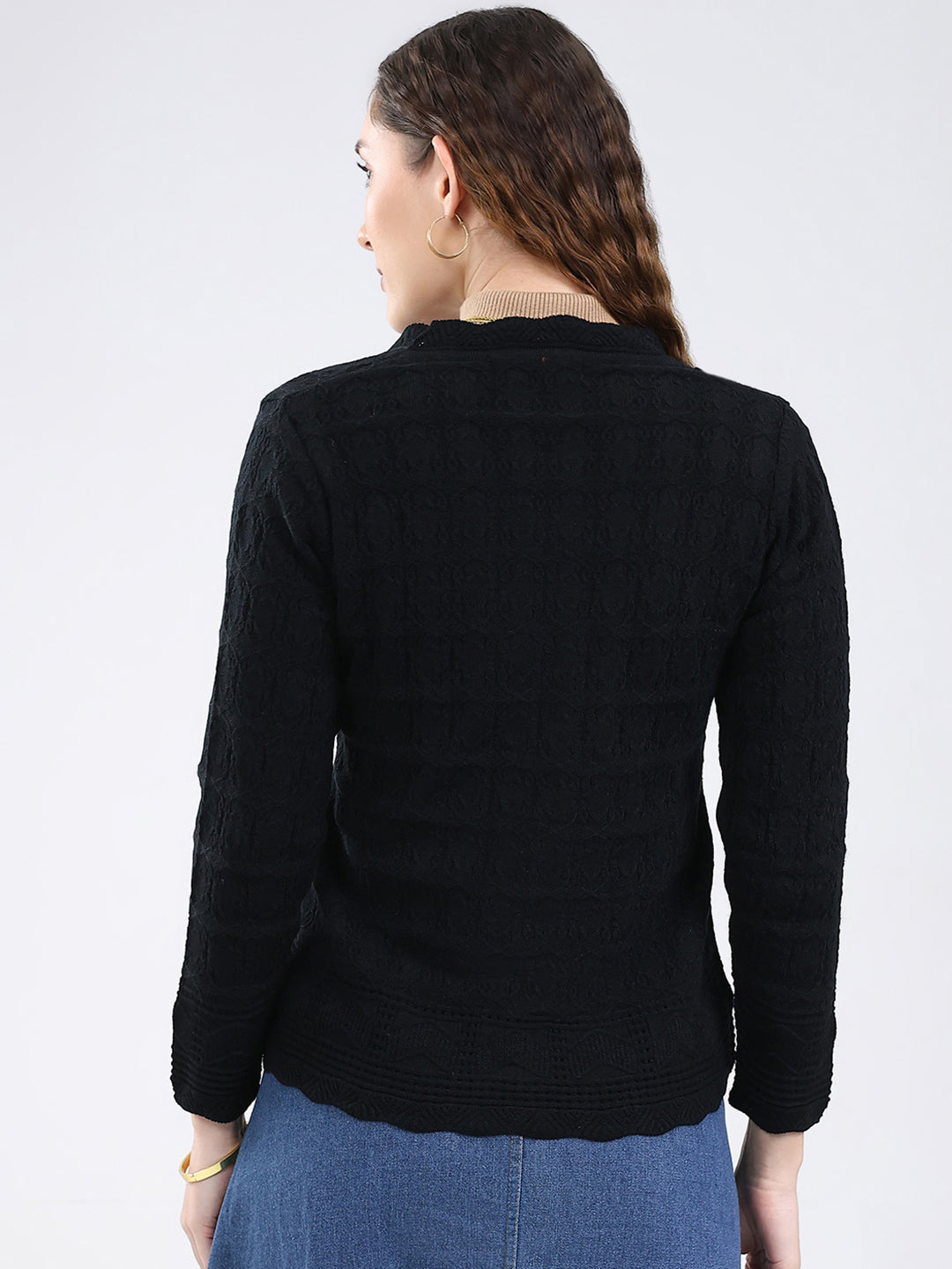 Women Black Self Design V Neck Full Sleeve Cardigan