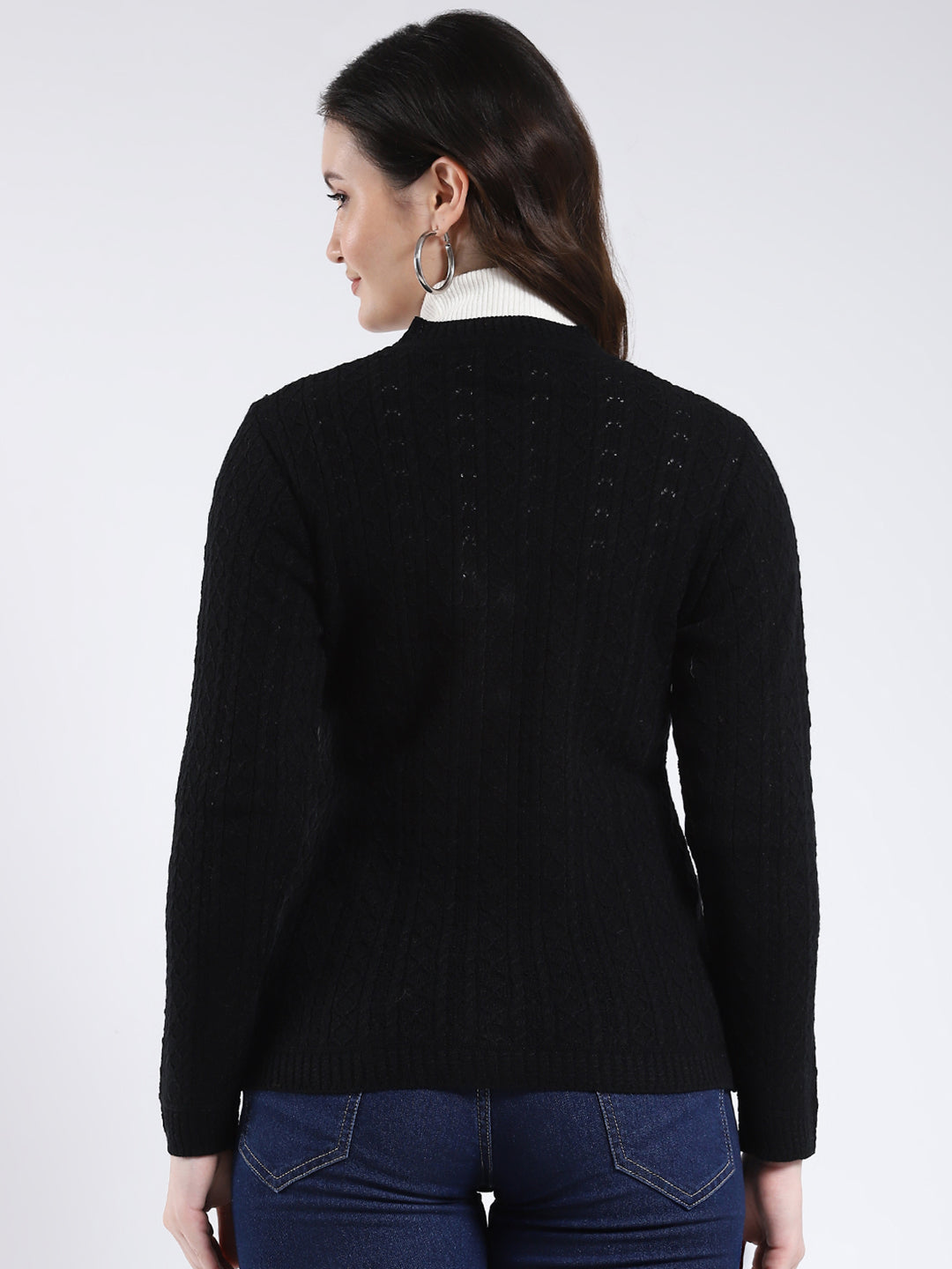 Women Black Self Design V Neck Full Sleeve Cardigan