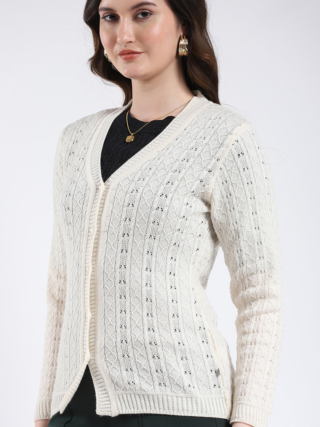 Women Cream Self Design V Neck Full Sleeve Cardigan