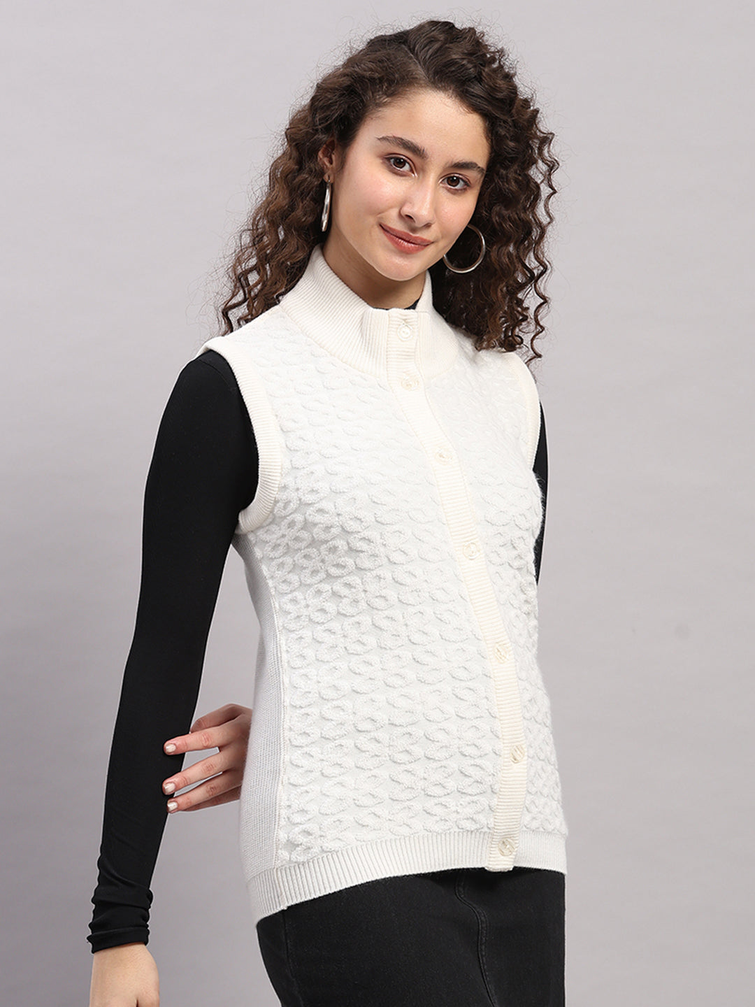 Women White Self Design V Neck Sleeveless Cardigan