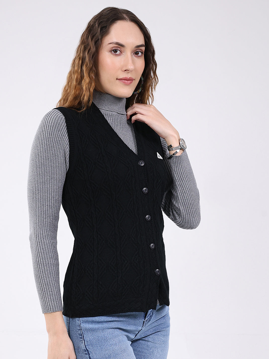 Women Black Self Design V Neck Sleeveless Cardigan