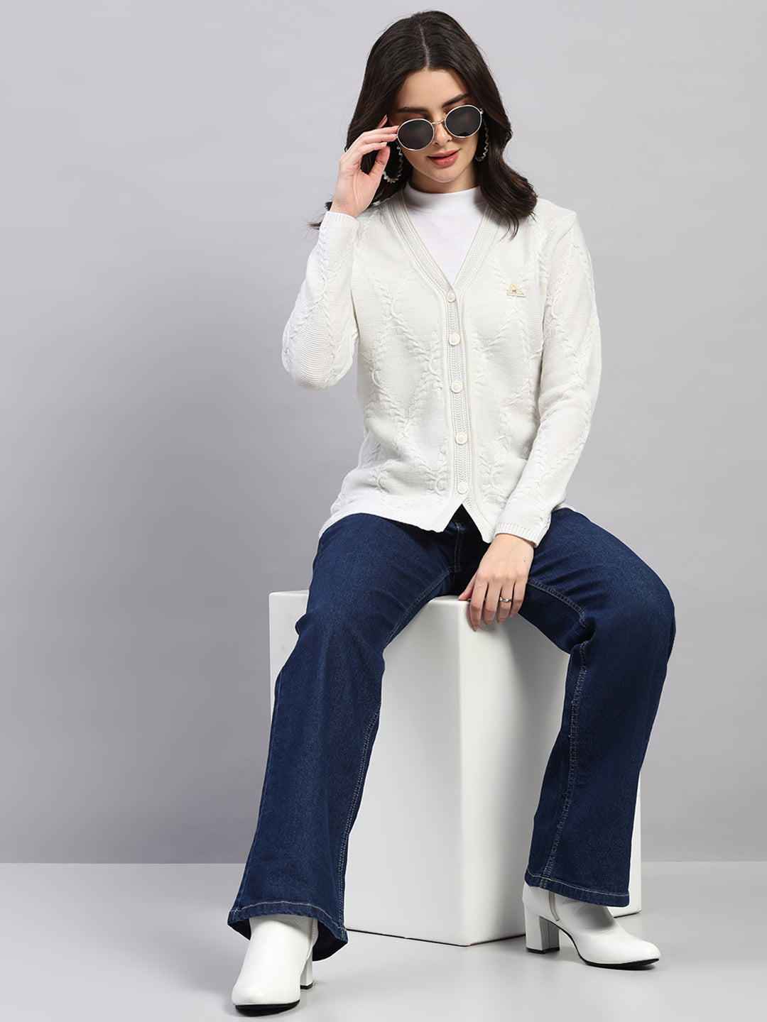 Women White Printed V Neck Full Sleeve Cardigan