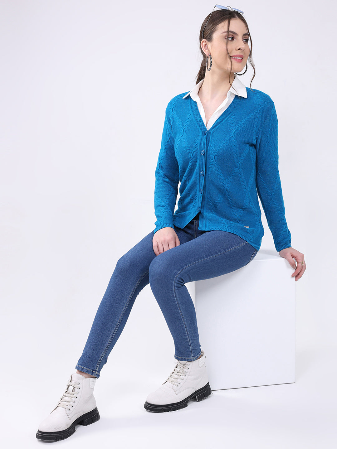 Women Teal Blue Self Design V Neck Full Sleeve Cardigan