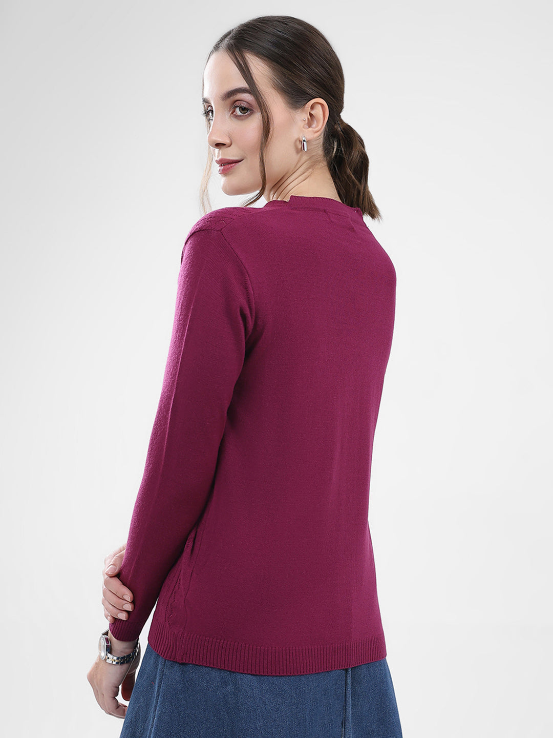 Women Magenta Self Design V Neck Full Sleeve Cardigan