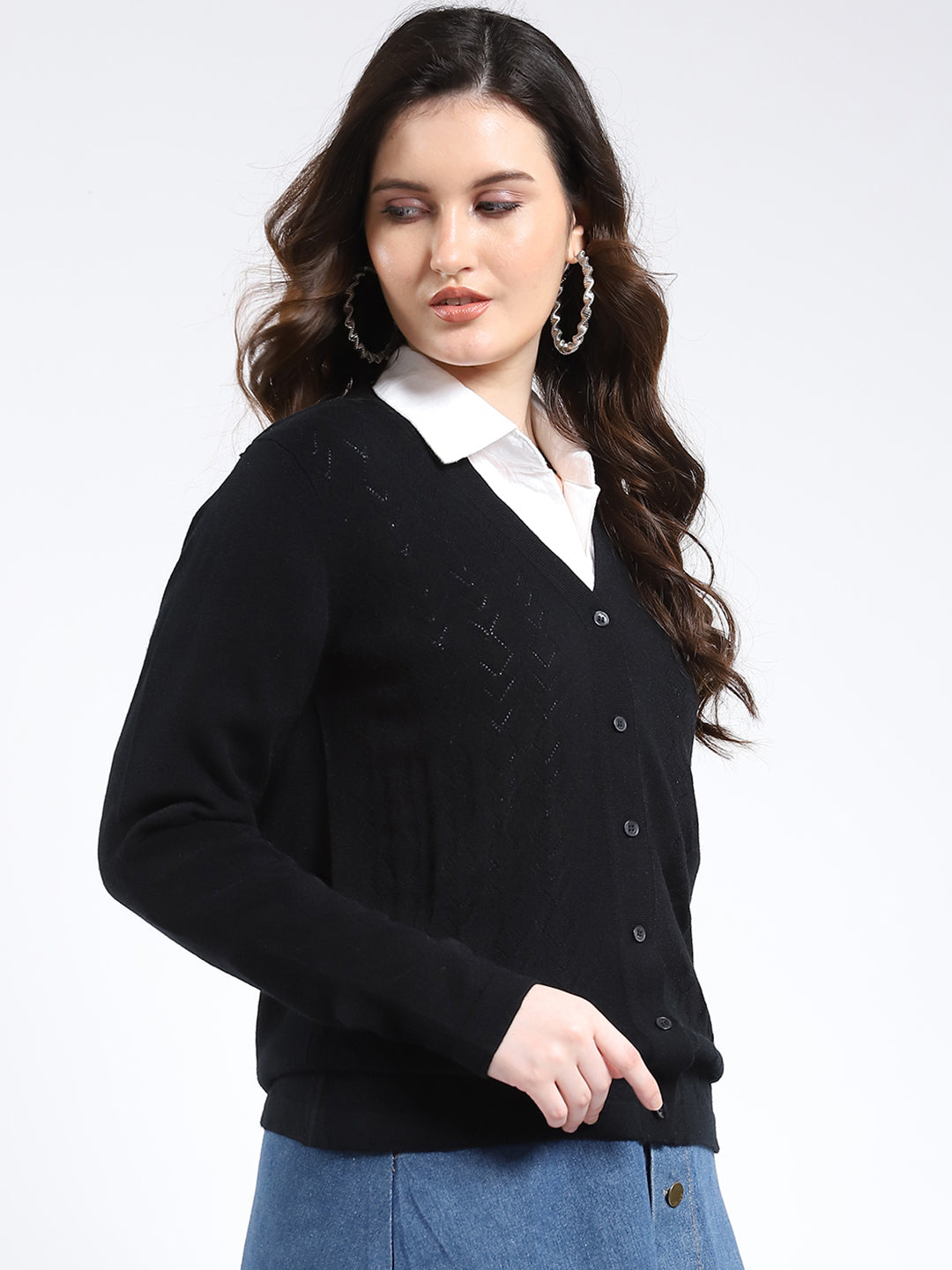 Women Black Self Design V Neck Full Sleeve Cardigan