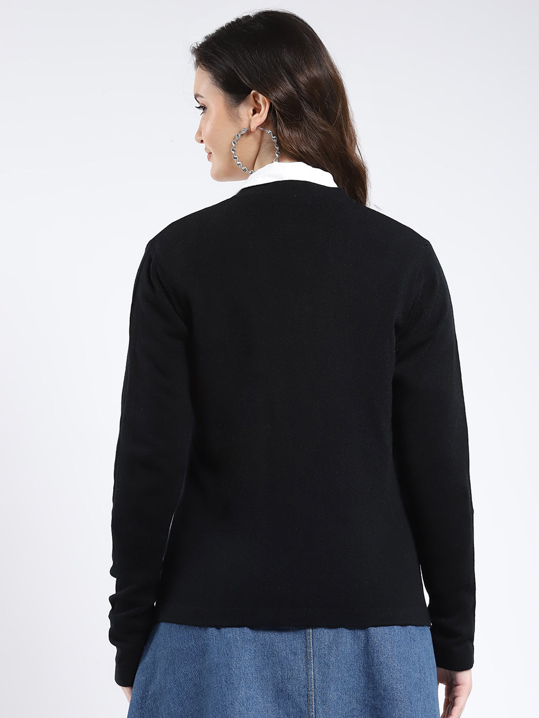 Women Black Self Design V Neck Full Sleeve Cardigan