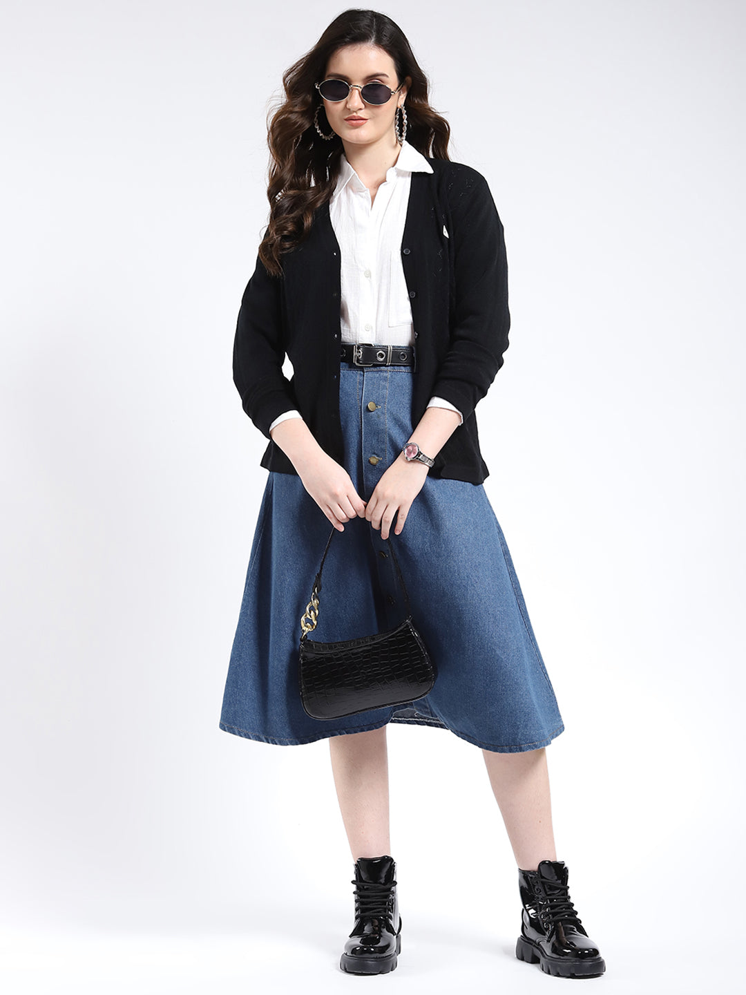 Women Black Self Design V Neck Full Sleeve Cardigan