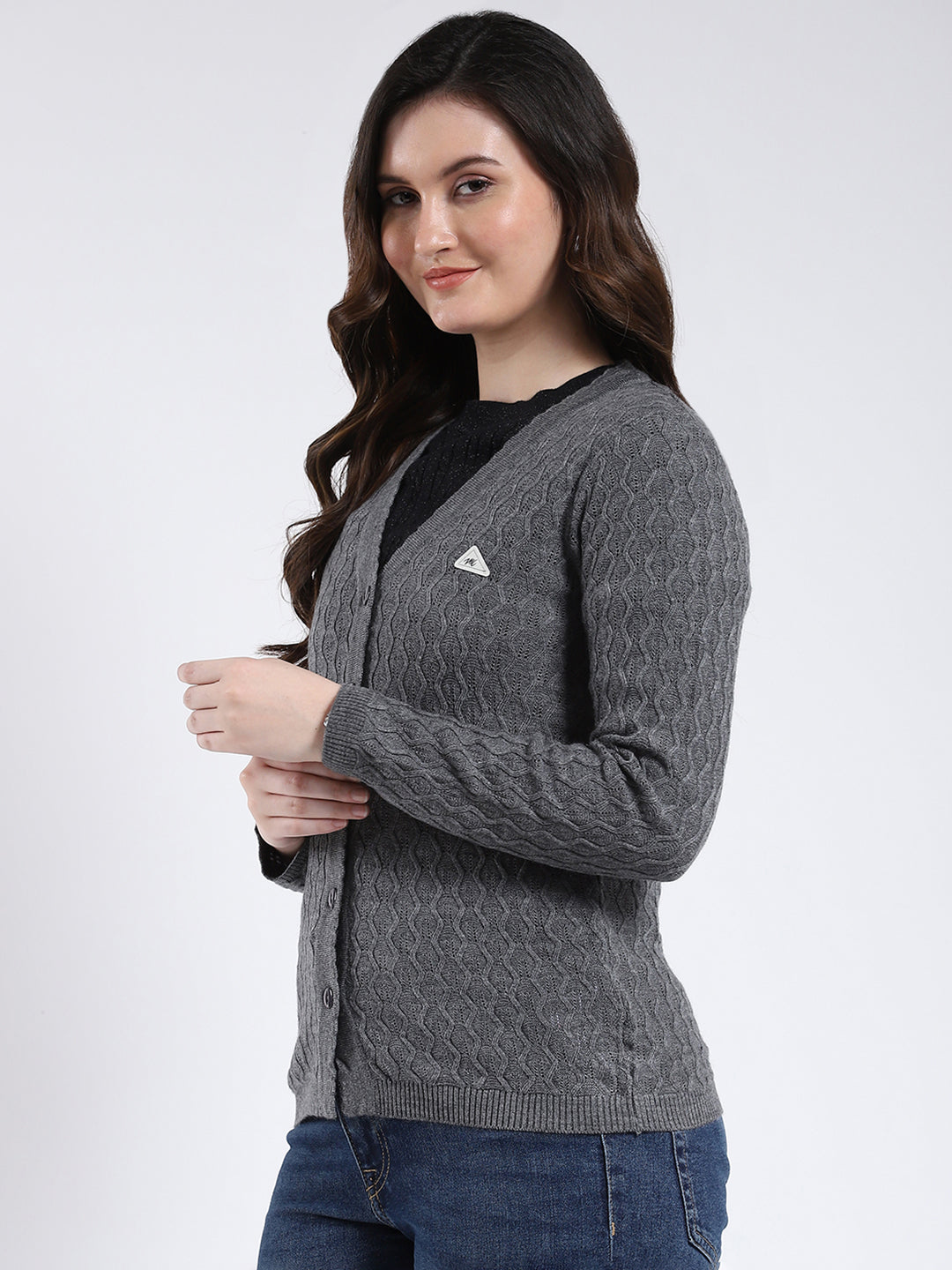 Women Grey Self Design V Neck Full Sleeve Cardigan