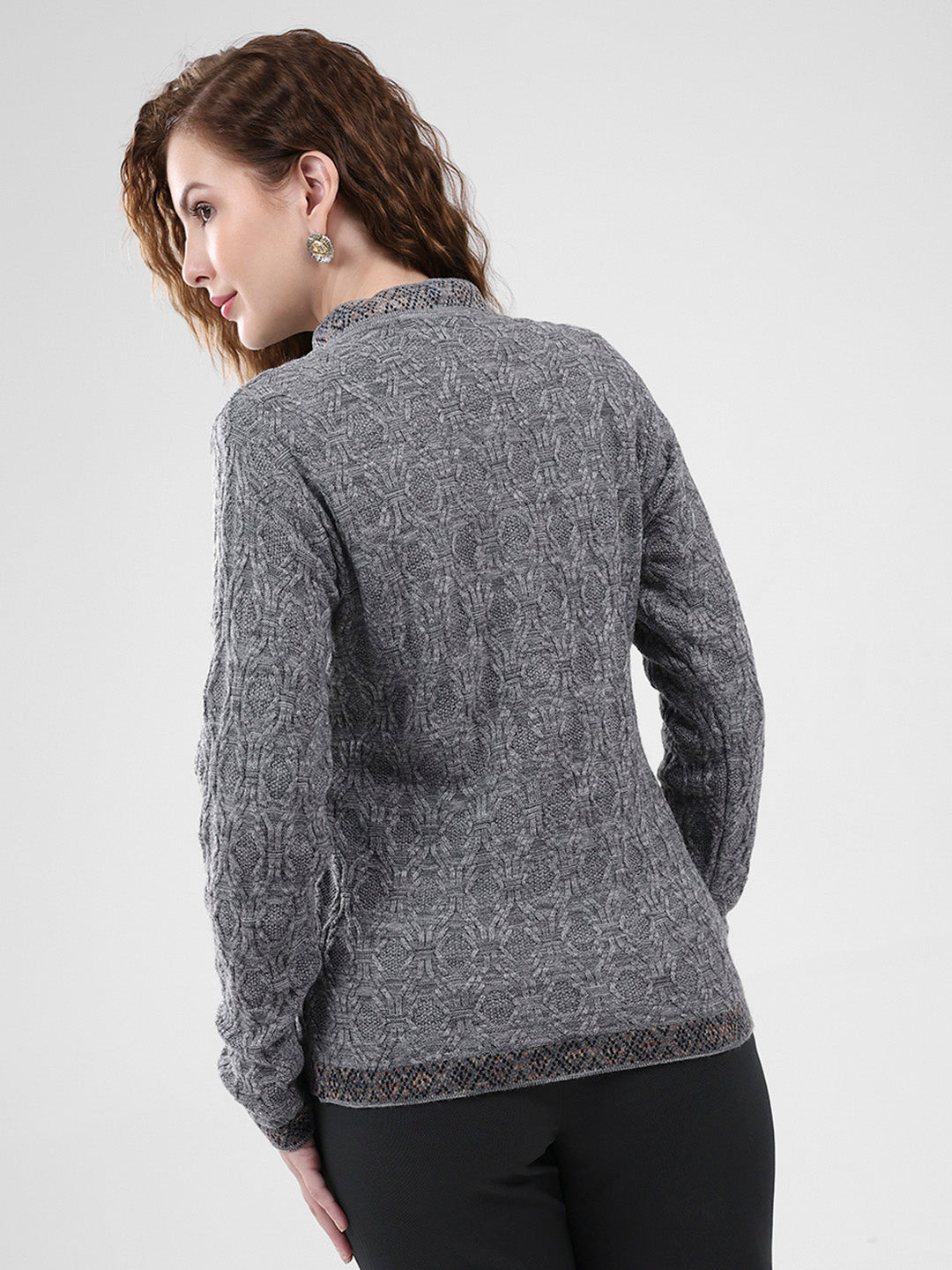 Women Grey Self Design V Neck Full Sleeve Cardigan