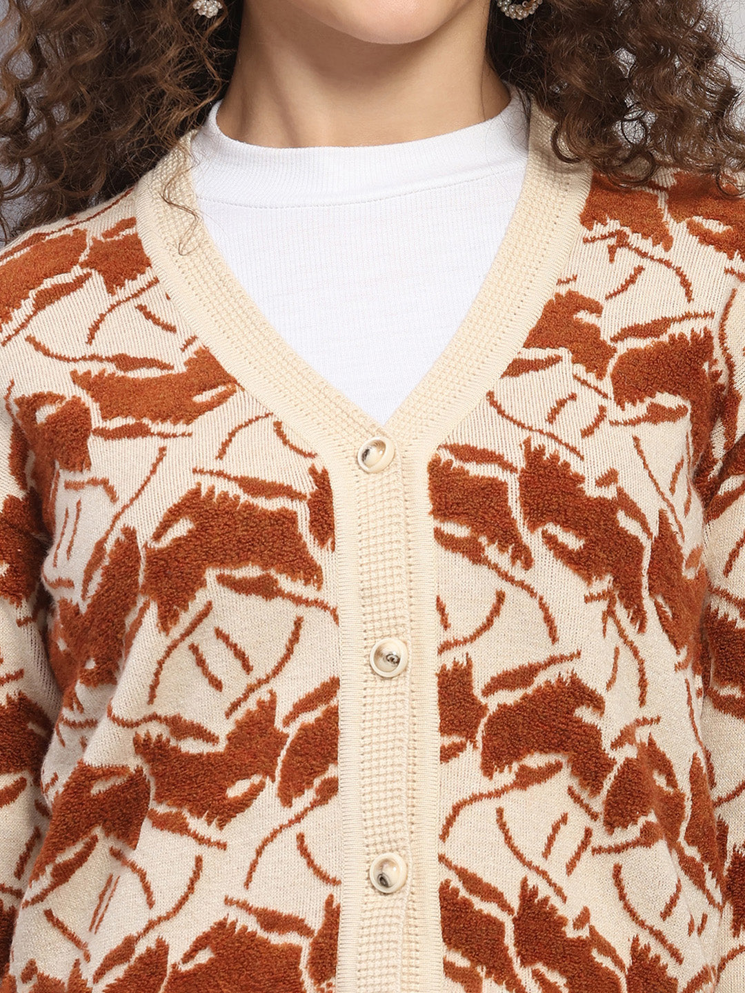 Women Beige Jaquard V Neck Full Sleeve Cardigan