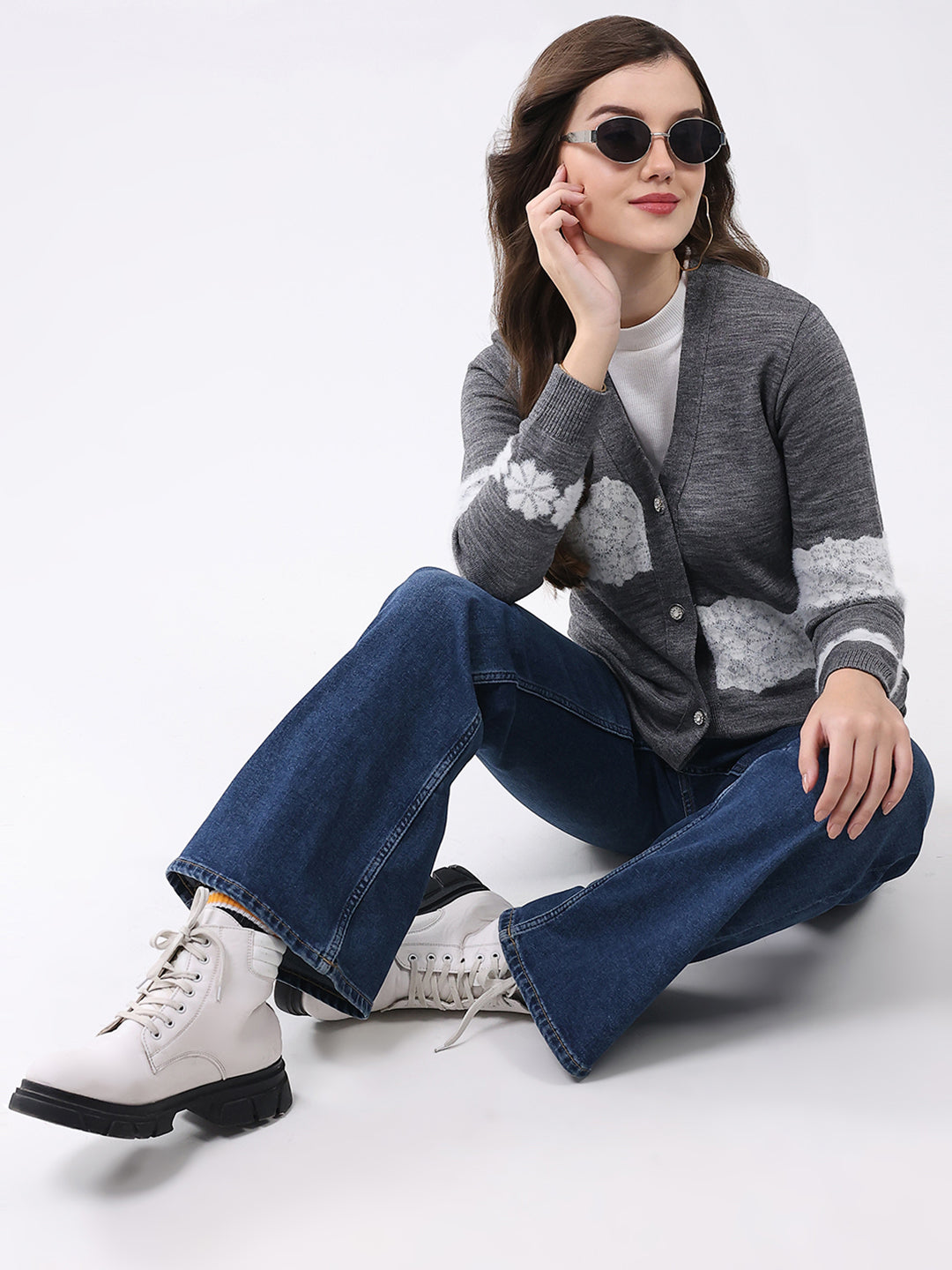 Women Grey Self Design V Neck Full Sleeve Cardigan