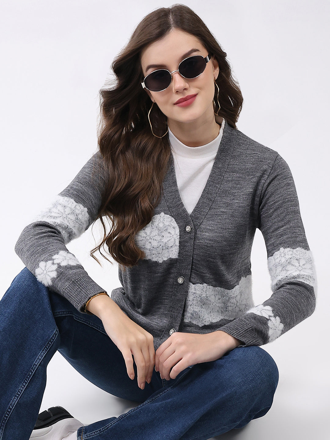 Women Grey Self Design V Neck Full Sleeve Cardigan