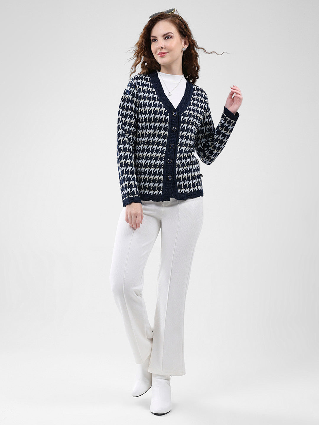 Women Navy Blue Self Design V Neck Full Sleeve Cardigan