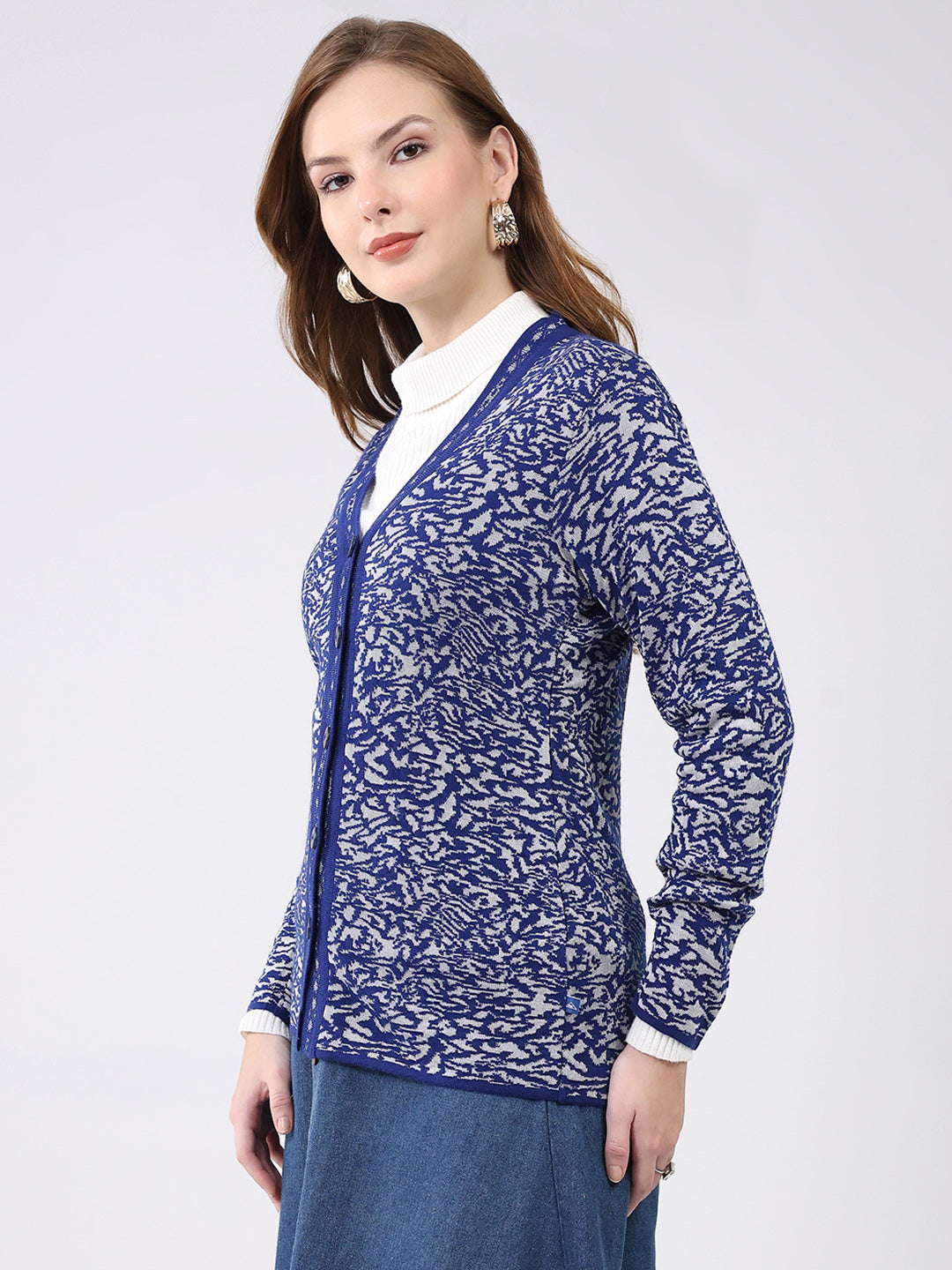 Women Blue Self Design V Neck Full Sleeve Cardigan