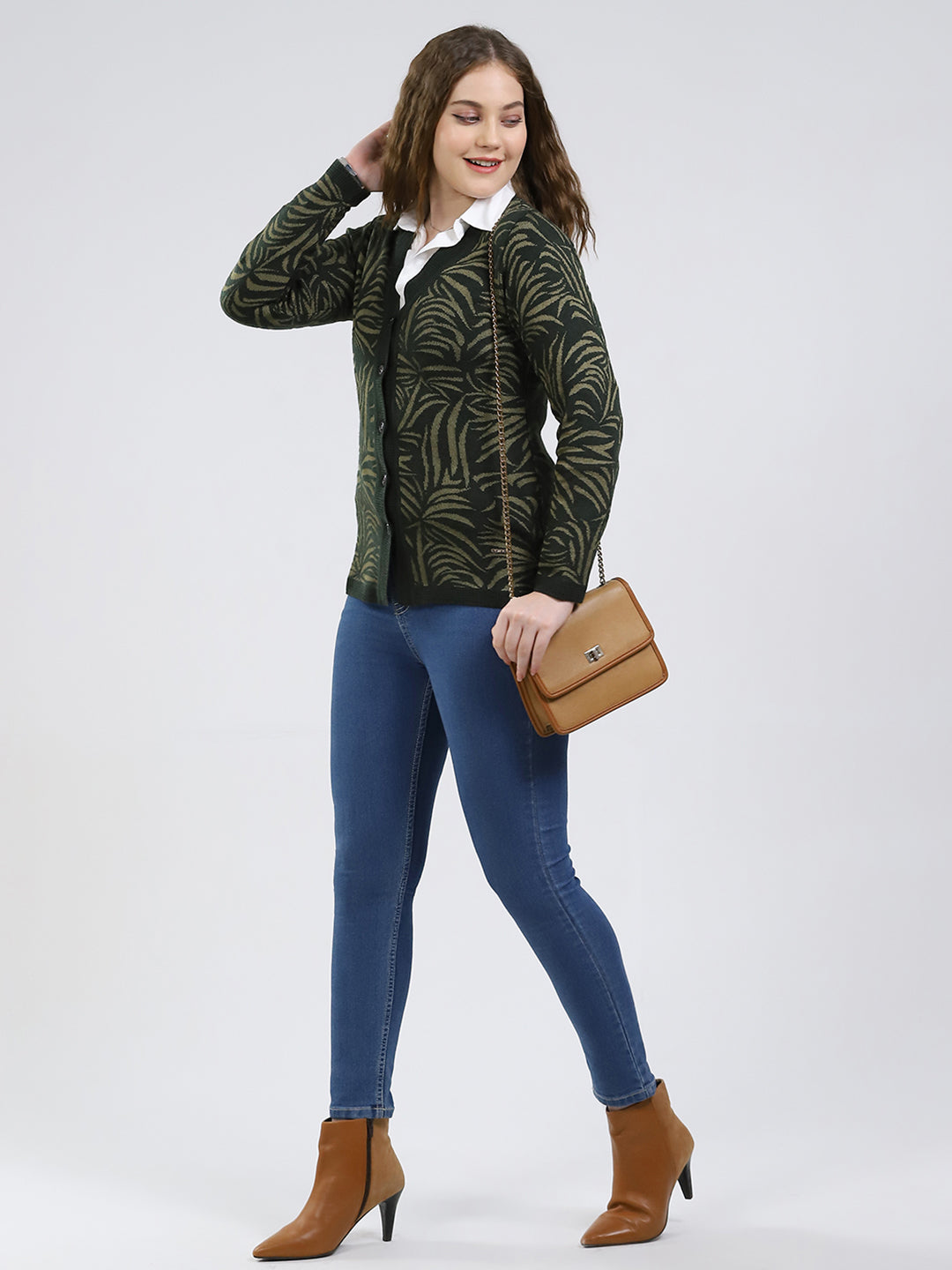 Women Green Printed V Neck Full Sleeve Cardigan