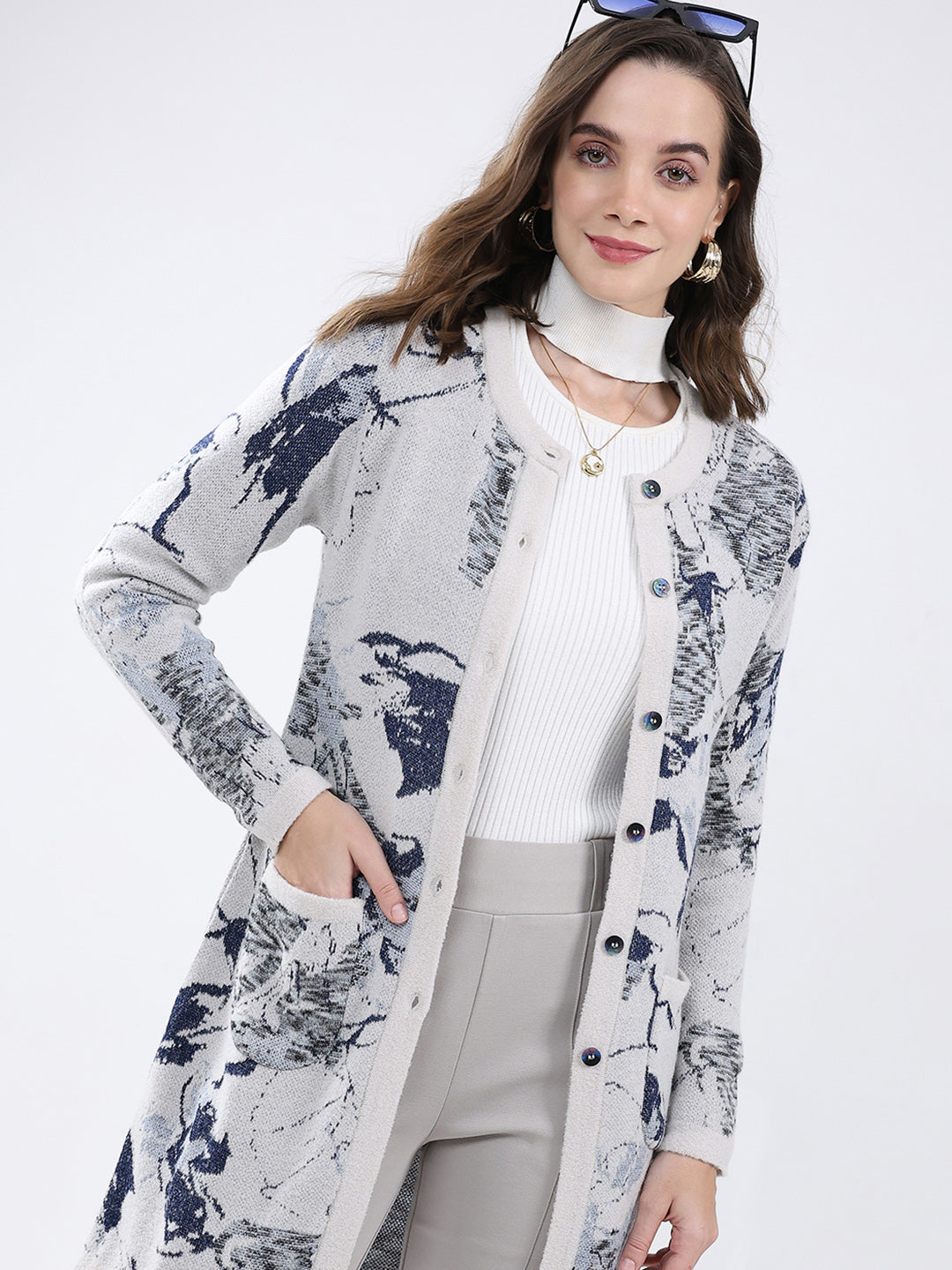 Women Grey Self Design Round Neck Full Sleeve Cardigan