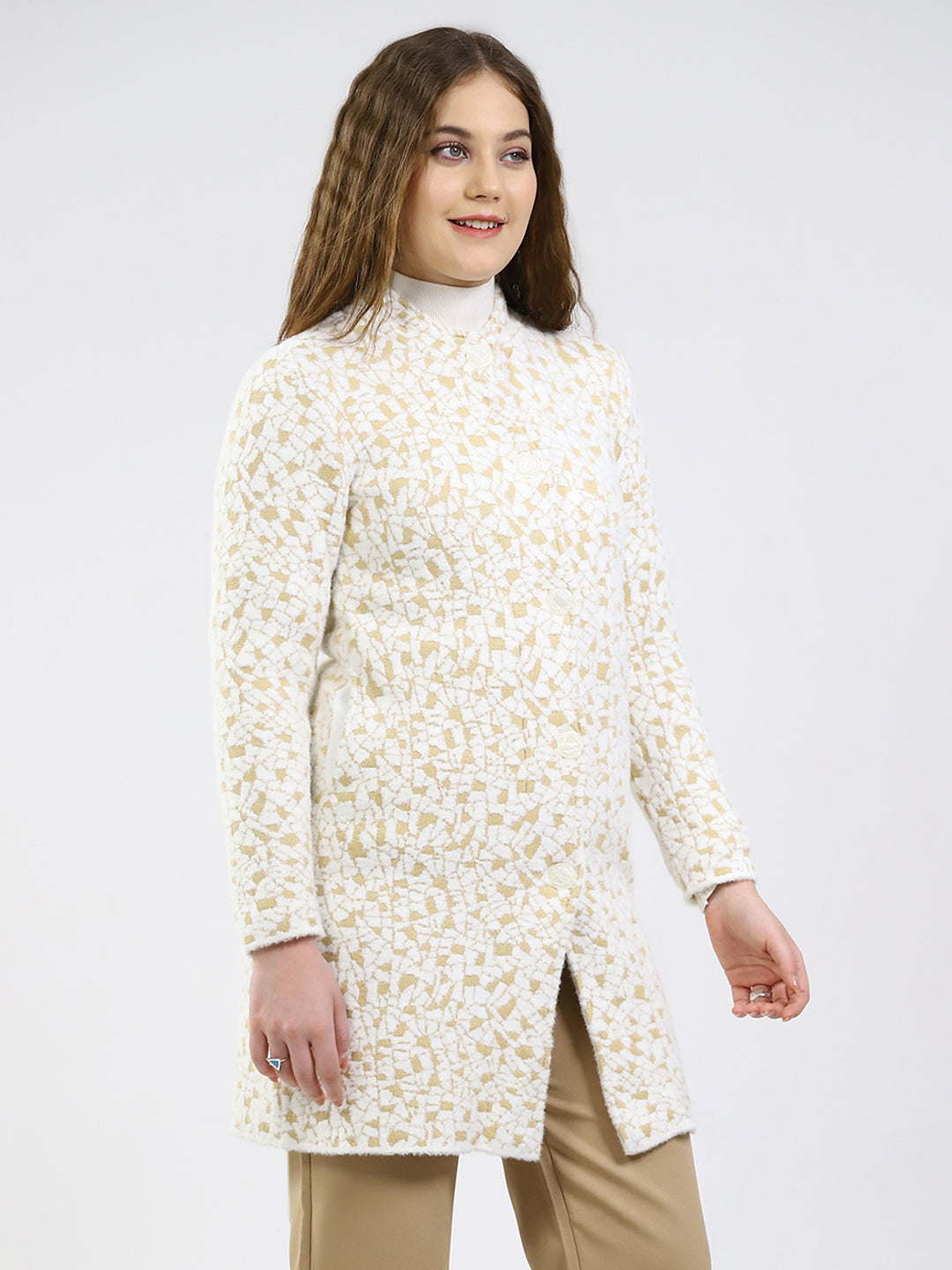 Women White Printed Round Neck Full Sleeve Knitted Coat